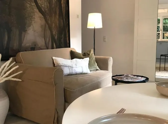 Landhaustraum - Kutscherhaus Unter Walnussbaeumen