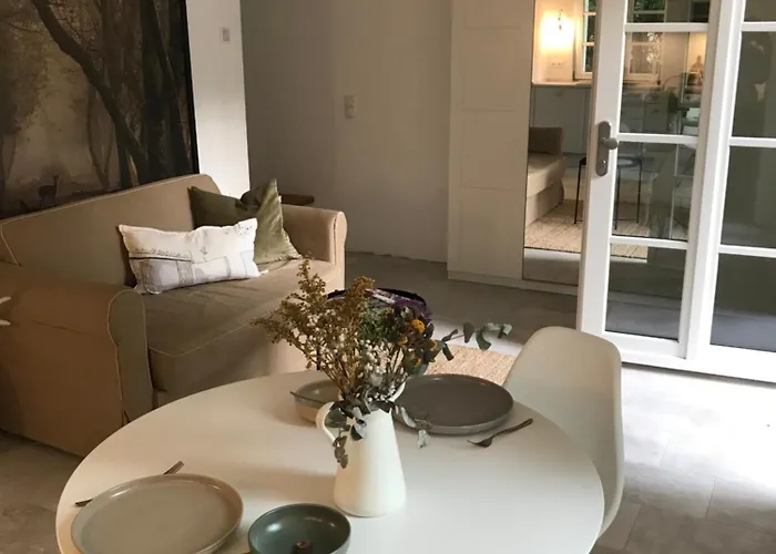 Semesterbostad Landhaustraum - Kutscherhaus Unter Walnussbaeumen