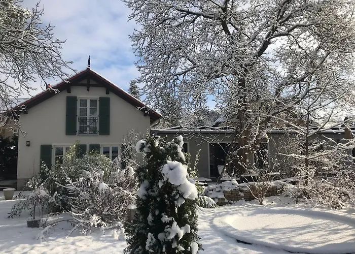 Semesterbostad Landhaustraum - Kutscherhaus Unter Walnussbaeumen Bergholz-Rehbrucke